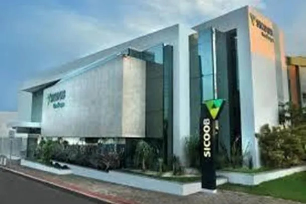 Fachada da sede do Banco Sicoob em Capivari